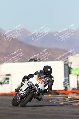 media/Dec-05-2024-Racers Edge (Thu) [[e102e0690b]]/3-B Group/Session 5 (Turn 16)/